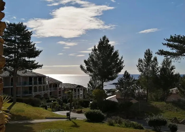 Апартаменты Complexe Cap Esterel Village ,vue Avec Parking *