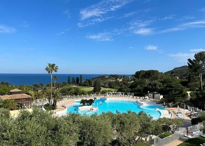 Complexe Cap Esterel Village ,vue Avec Parking Apartamento Saint-Raphaël