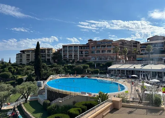 Апартаменты Complexe Cap Esterel Village ,vue Avec Parking