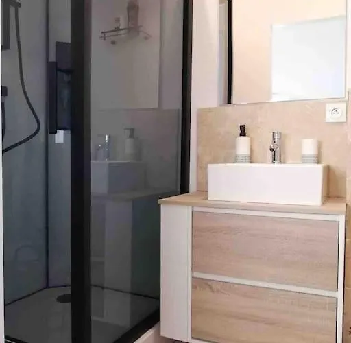 Complexe Cap Esterel Village ,vue Avec Parking Сен-Рафаэль